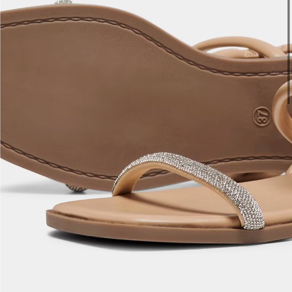 ⭐️ Milan Embellished Sandal Flats ✨ - Picture 7 of 12